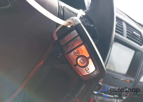 2019 Ford Explorer Xlt z USA, uszkodzony, nr VIN 1FM5K8D8XKGA84882